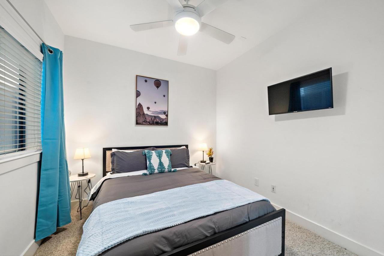 Houston Getaway By Downtown Pool Table Pets Villa ภายนอก รูปภาพ